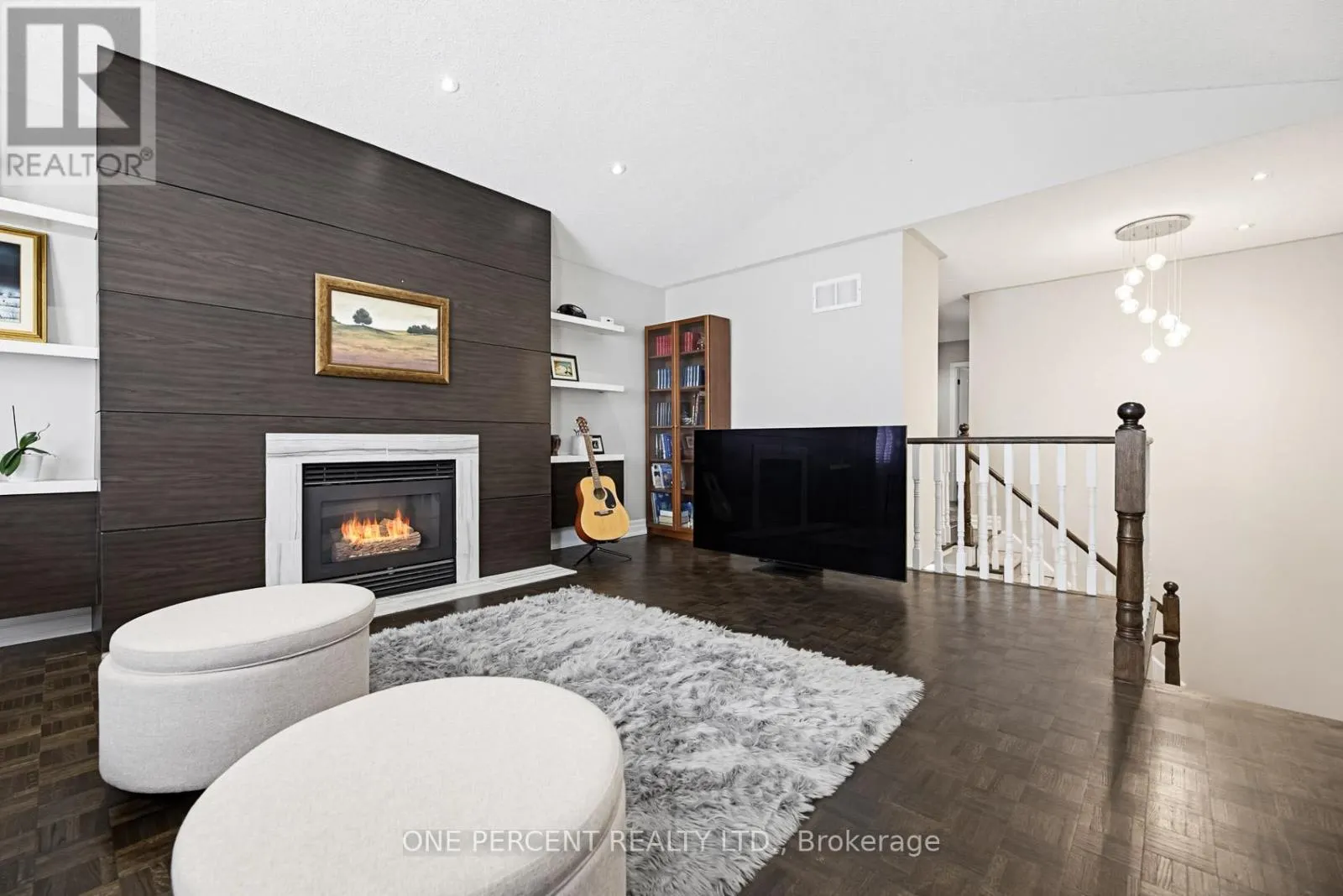36 COACHWOOD MANOR COURT