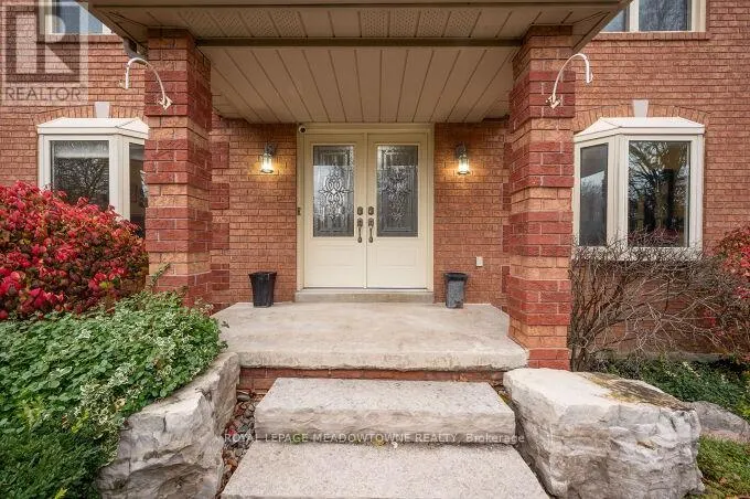 13 MCKEE DRIVE