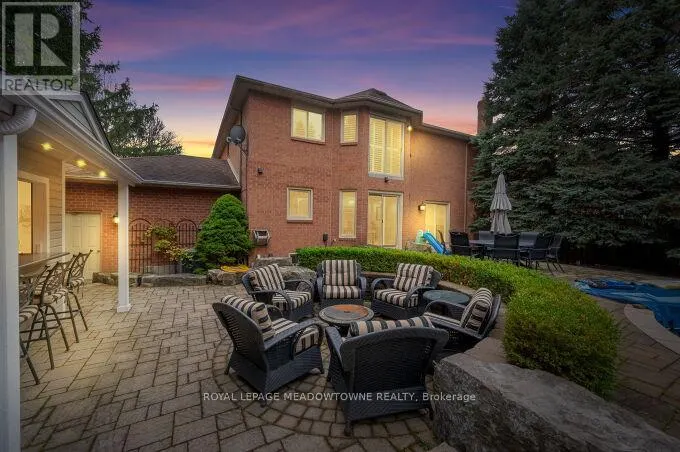 13 MCKEE DRIVE