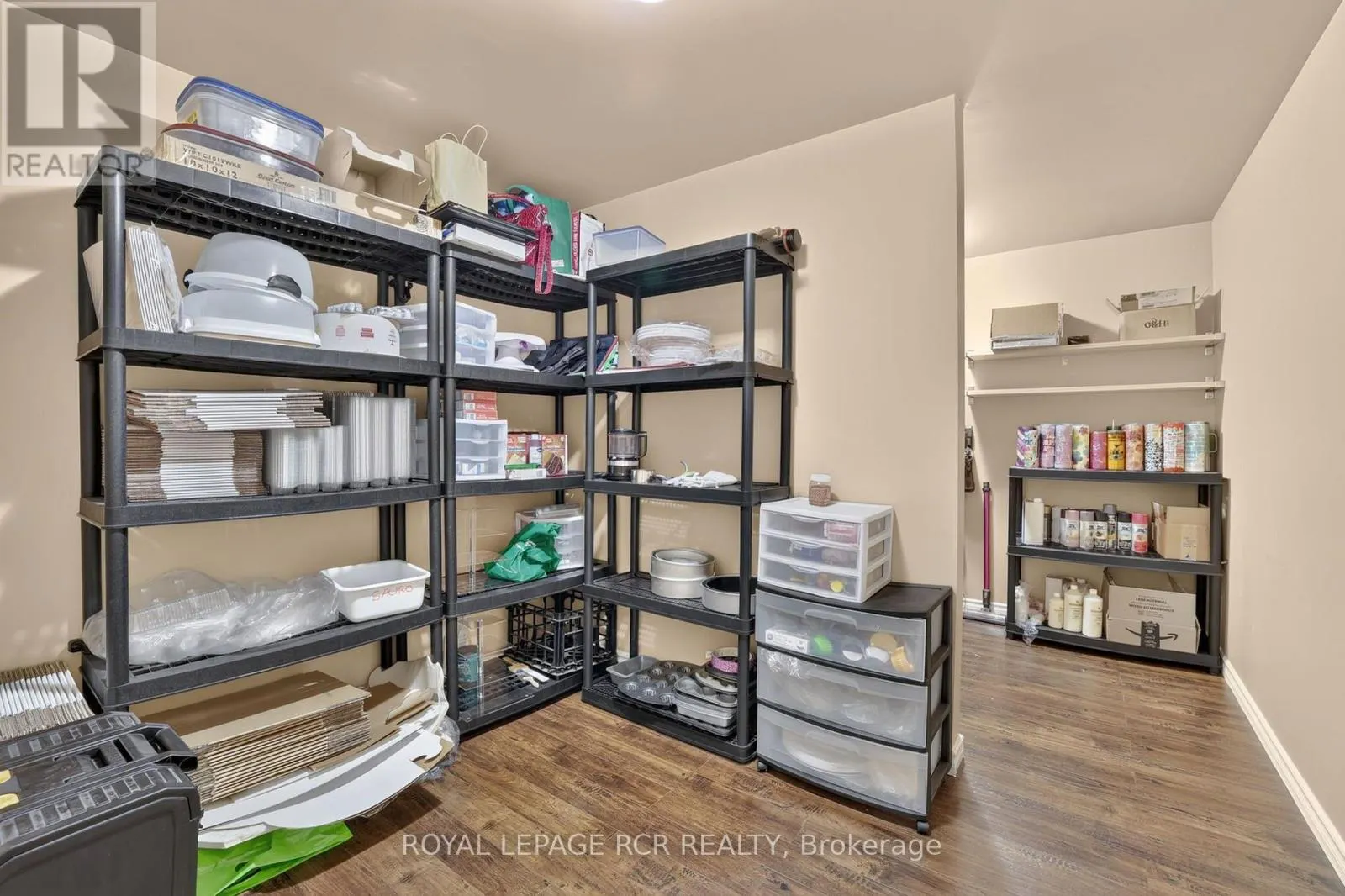 30 BORLAND CRESCENT