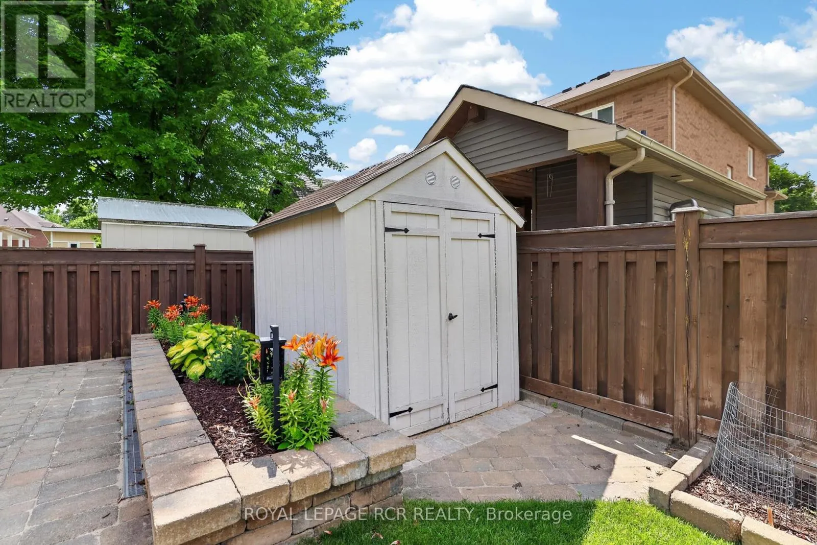 30 BORLAND CRESCENT