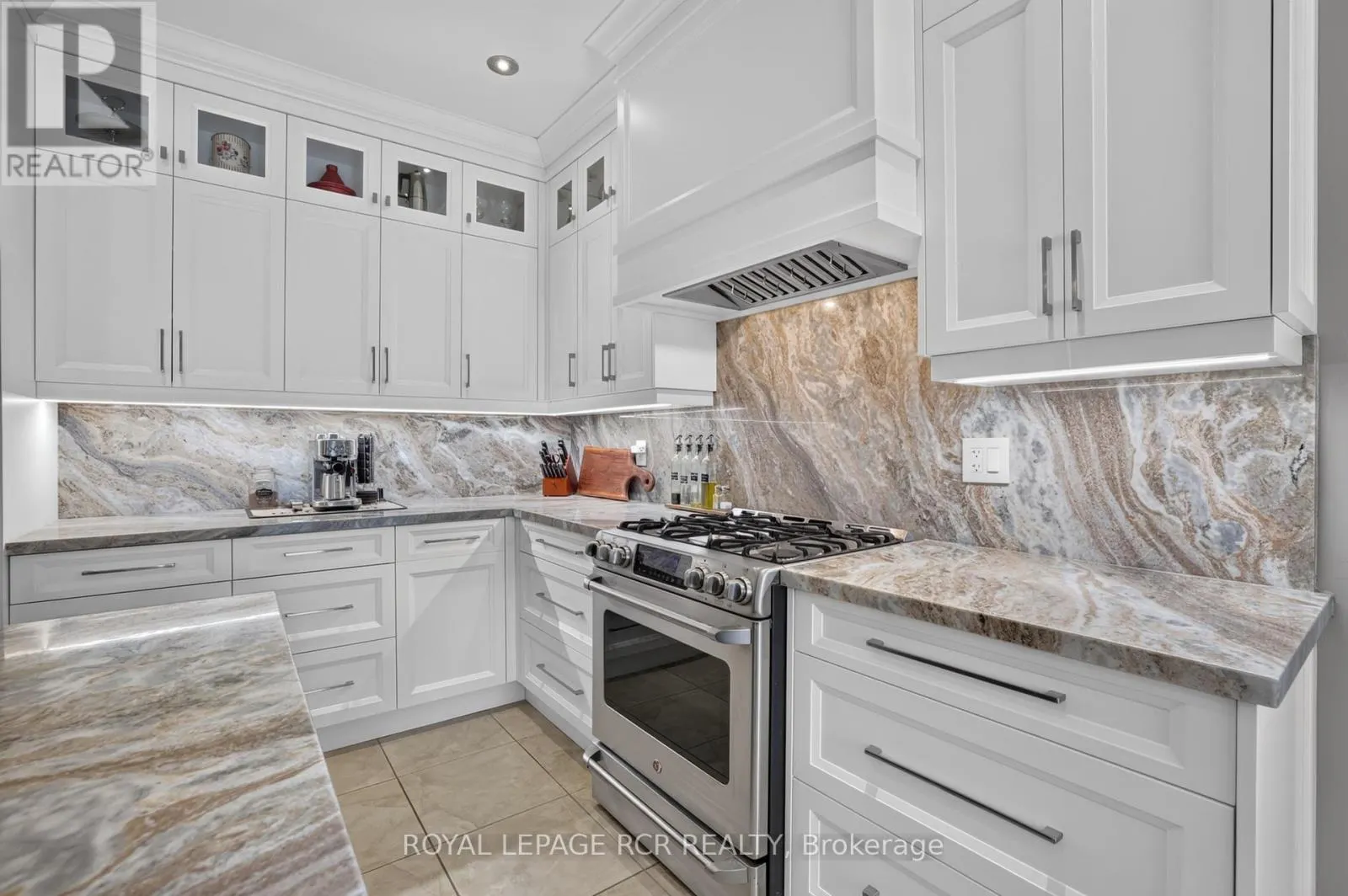 30 BORLAND CRESCENT