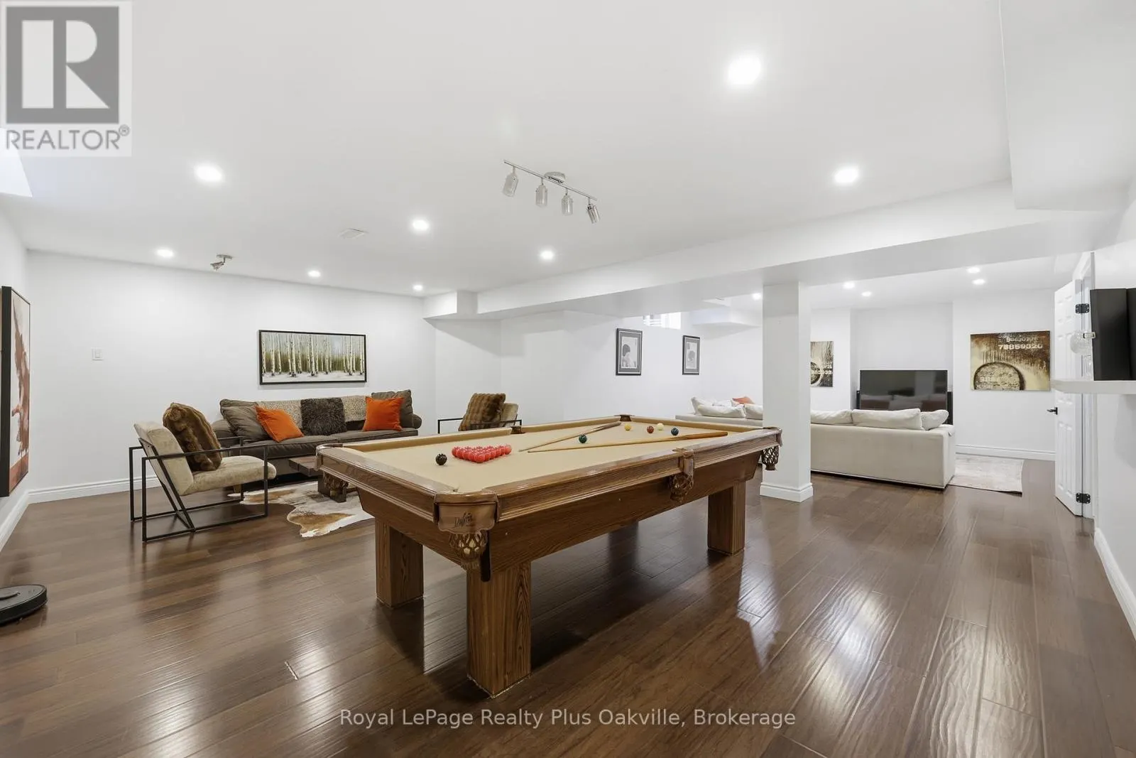 2363 YOLANDA DRIVE