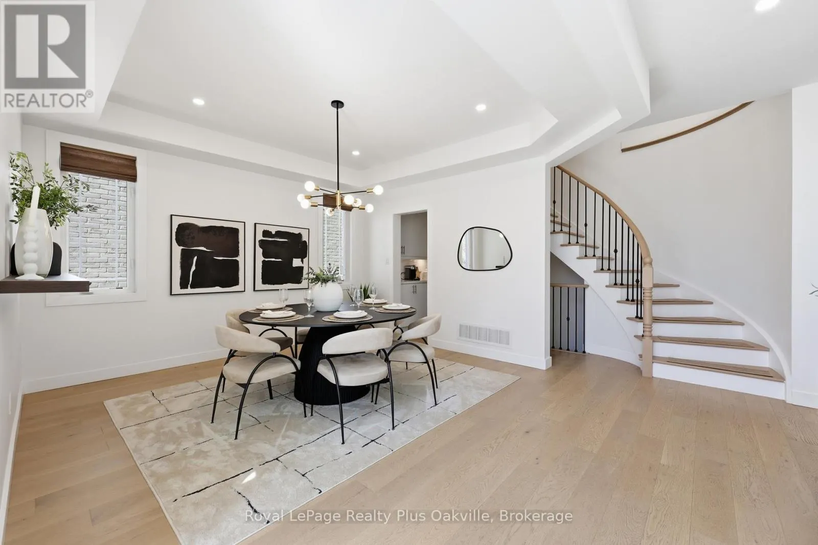 2363 YOLANDA DRIVE