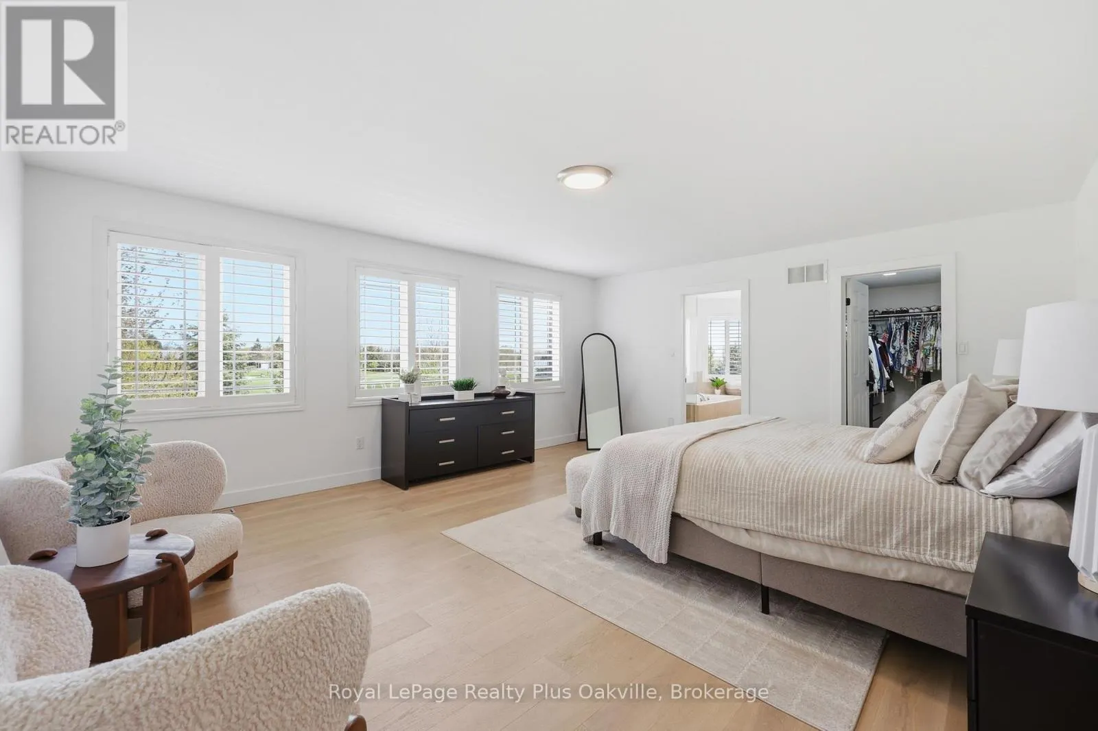 2363 YOLANDA DRIVE