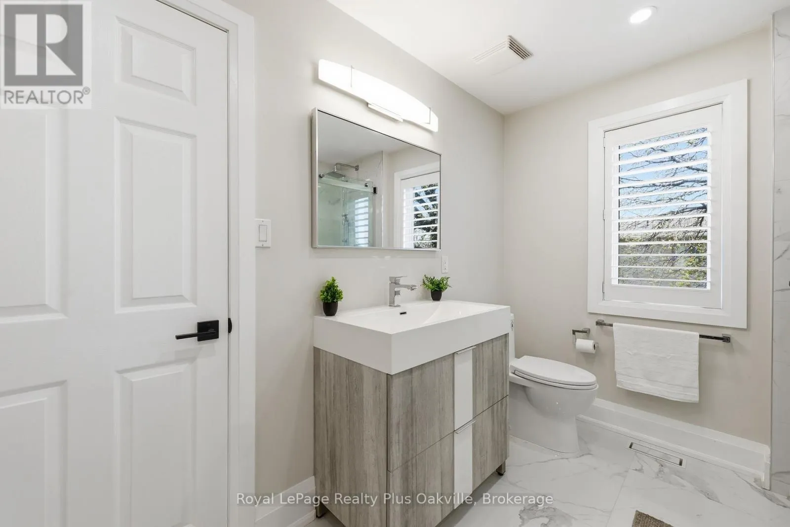 2363 YOLANDA DRIVE
