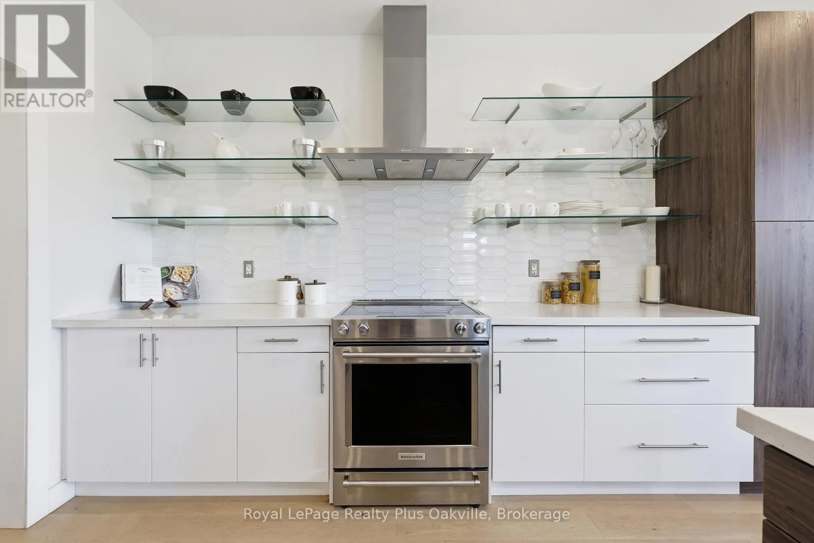 2363 YOLANDA DRIVE