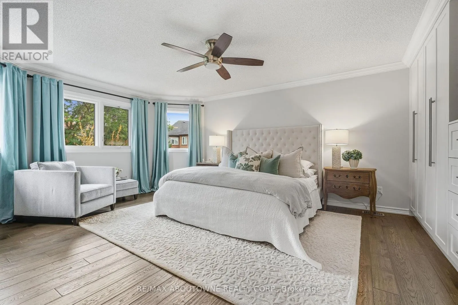 2747 TEAK CRESCENT