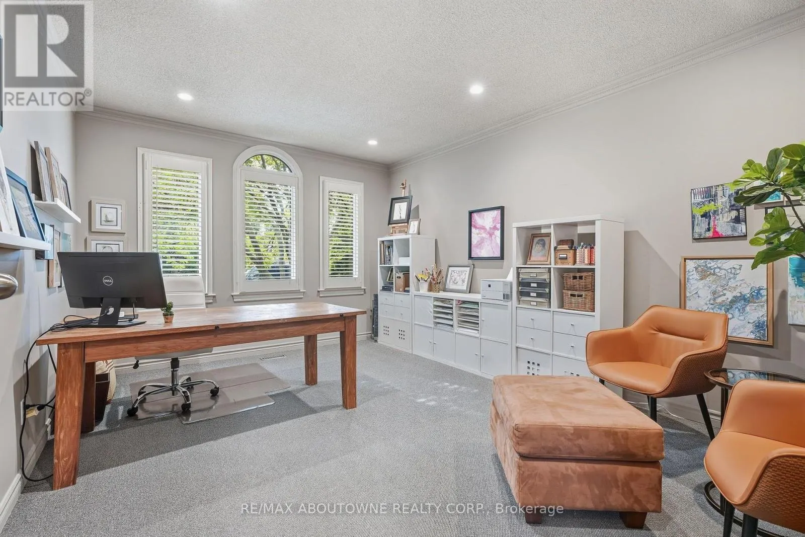 2747 TEAK CRESCENT