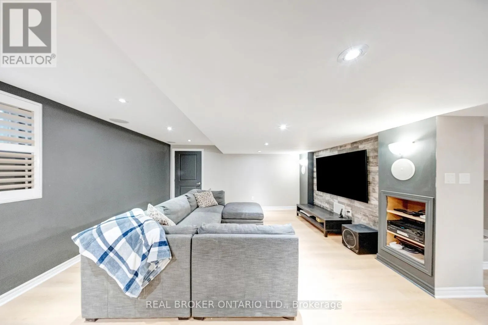 277 POTTS TERRACE
