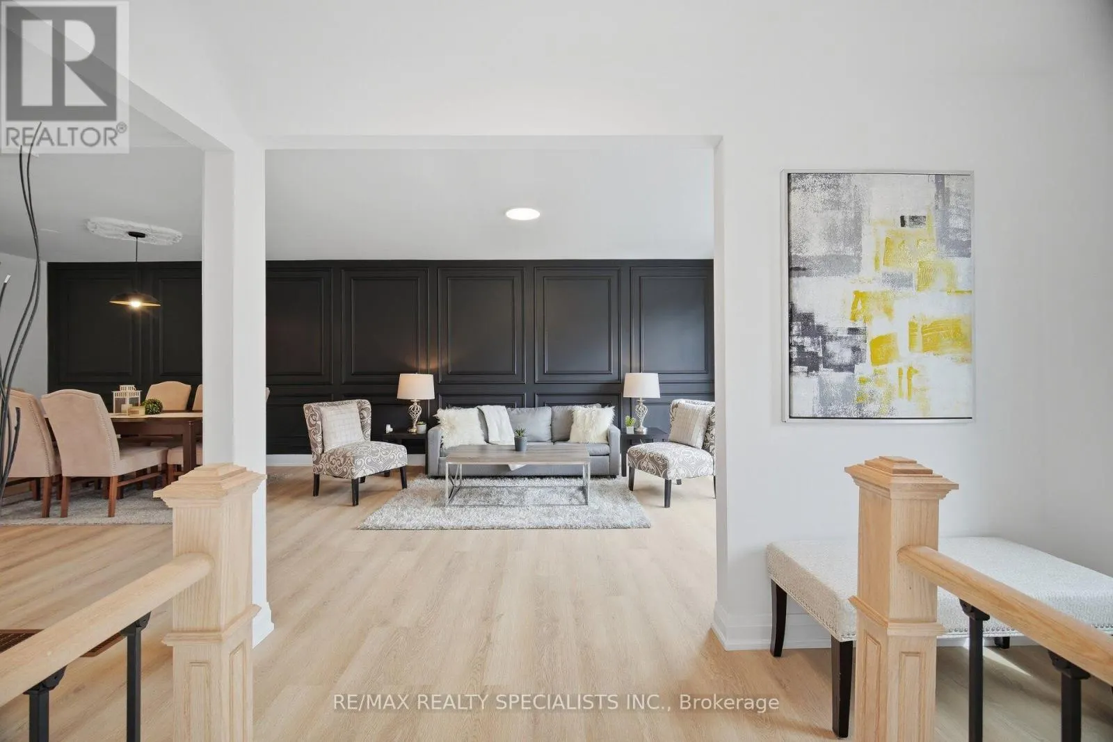 565 HAYWARD CRESCENT