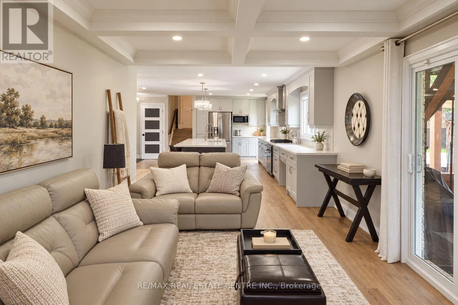 8 KEVINWOOD DRIVE