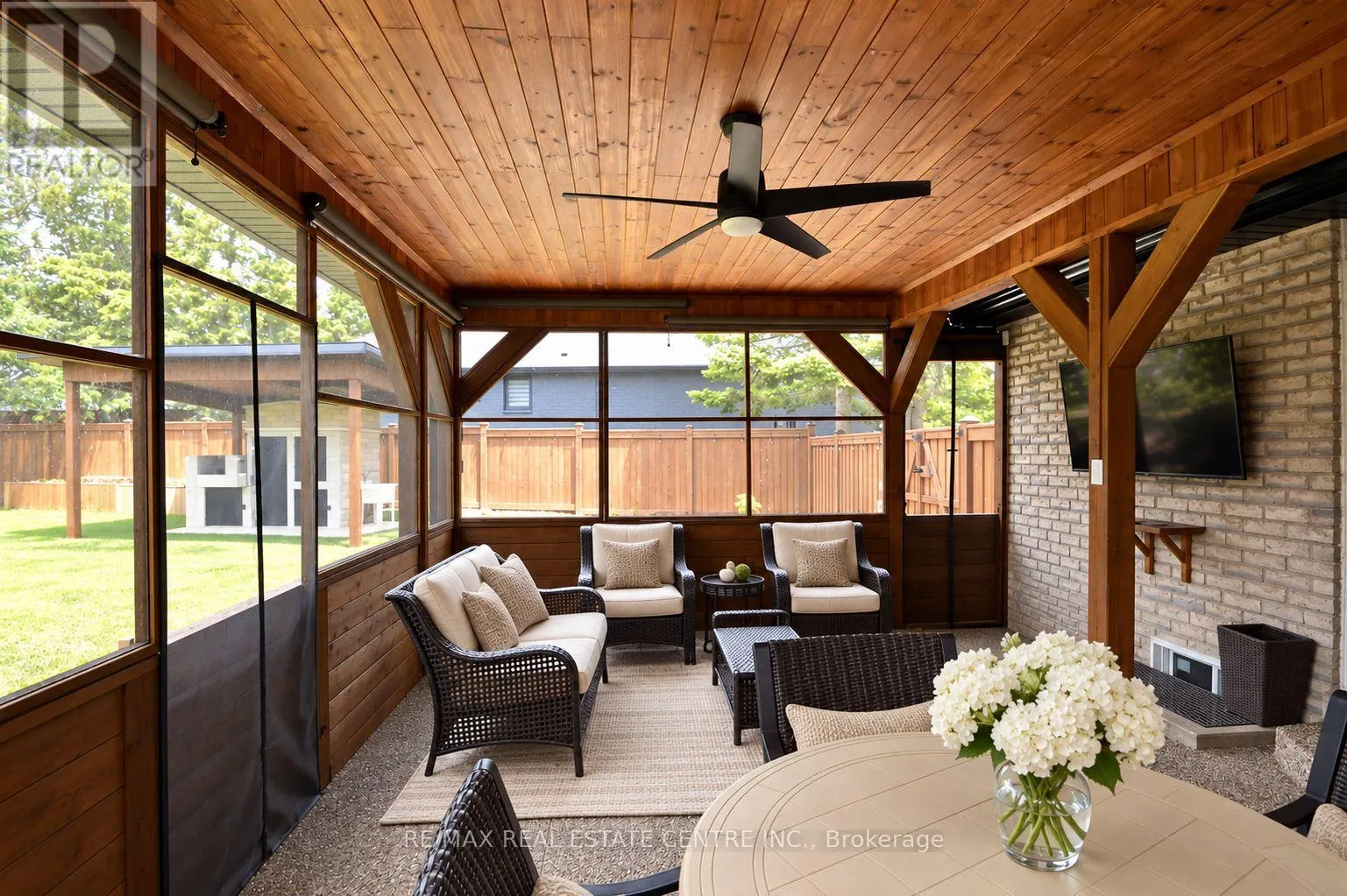 8 KEVINWOOD DRIVE