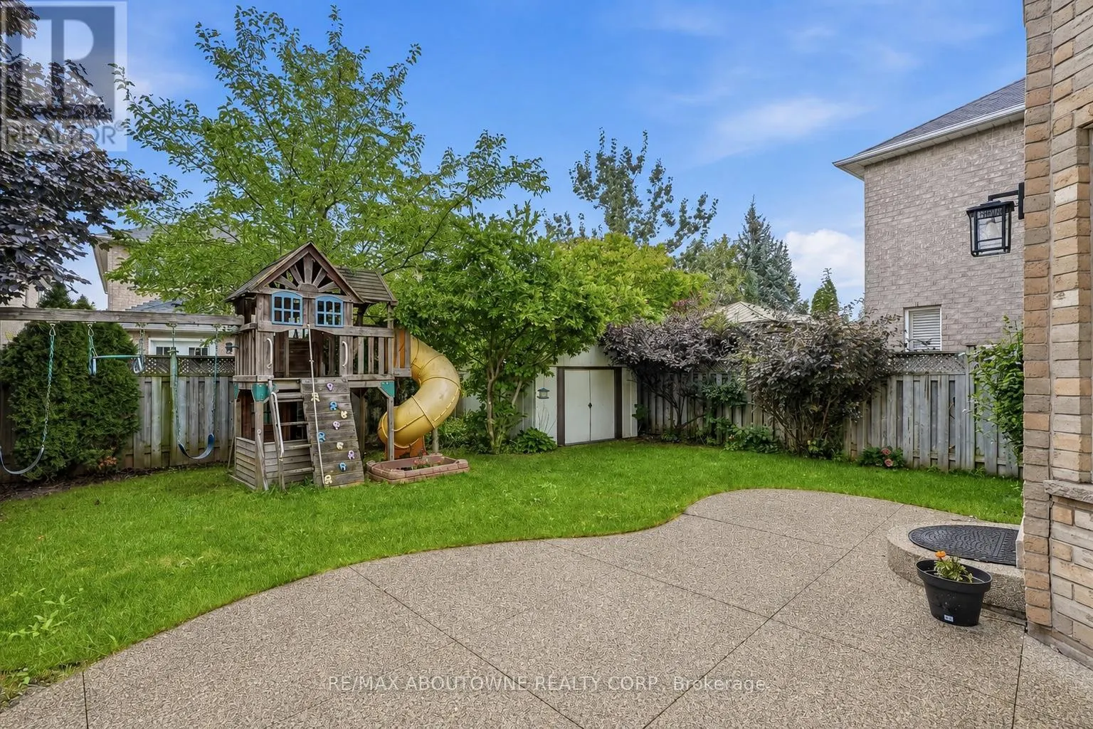 1282 PARKHURST DRIVE