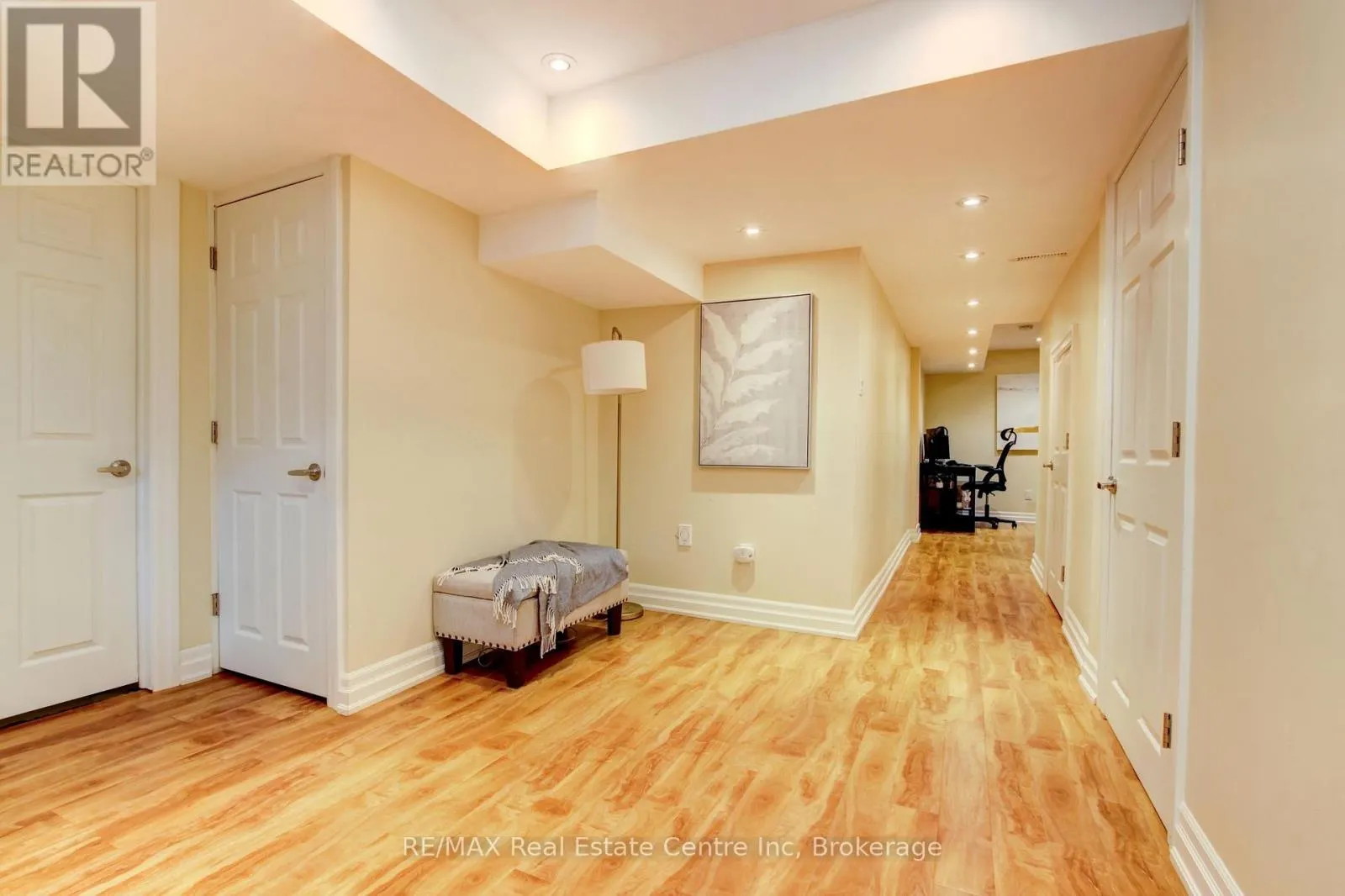 52 BARDOE CRESCENT
