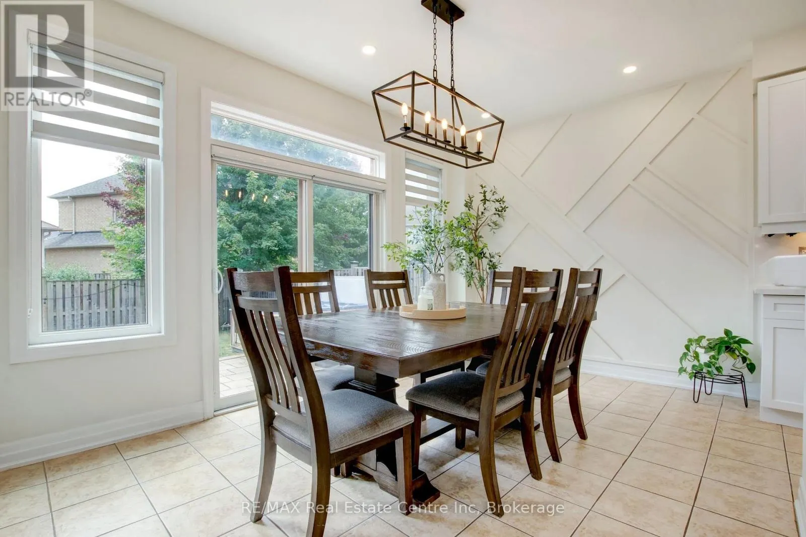 52 BARDOE CRESCENT