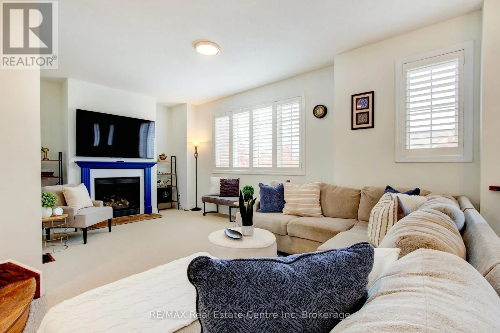 52 BARDOE CRESCENT