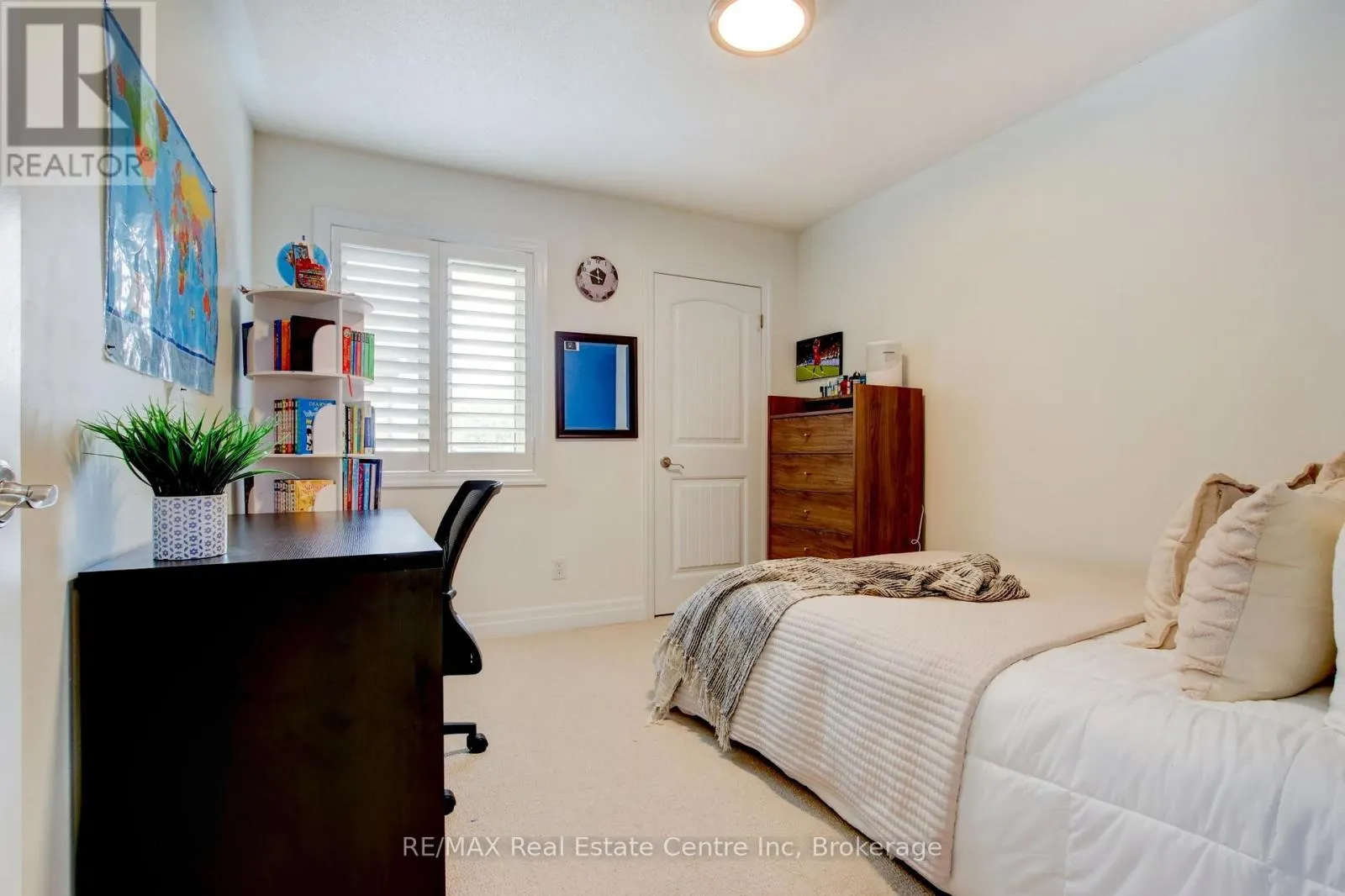 52 BARDOE CRESCENT