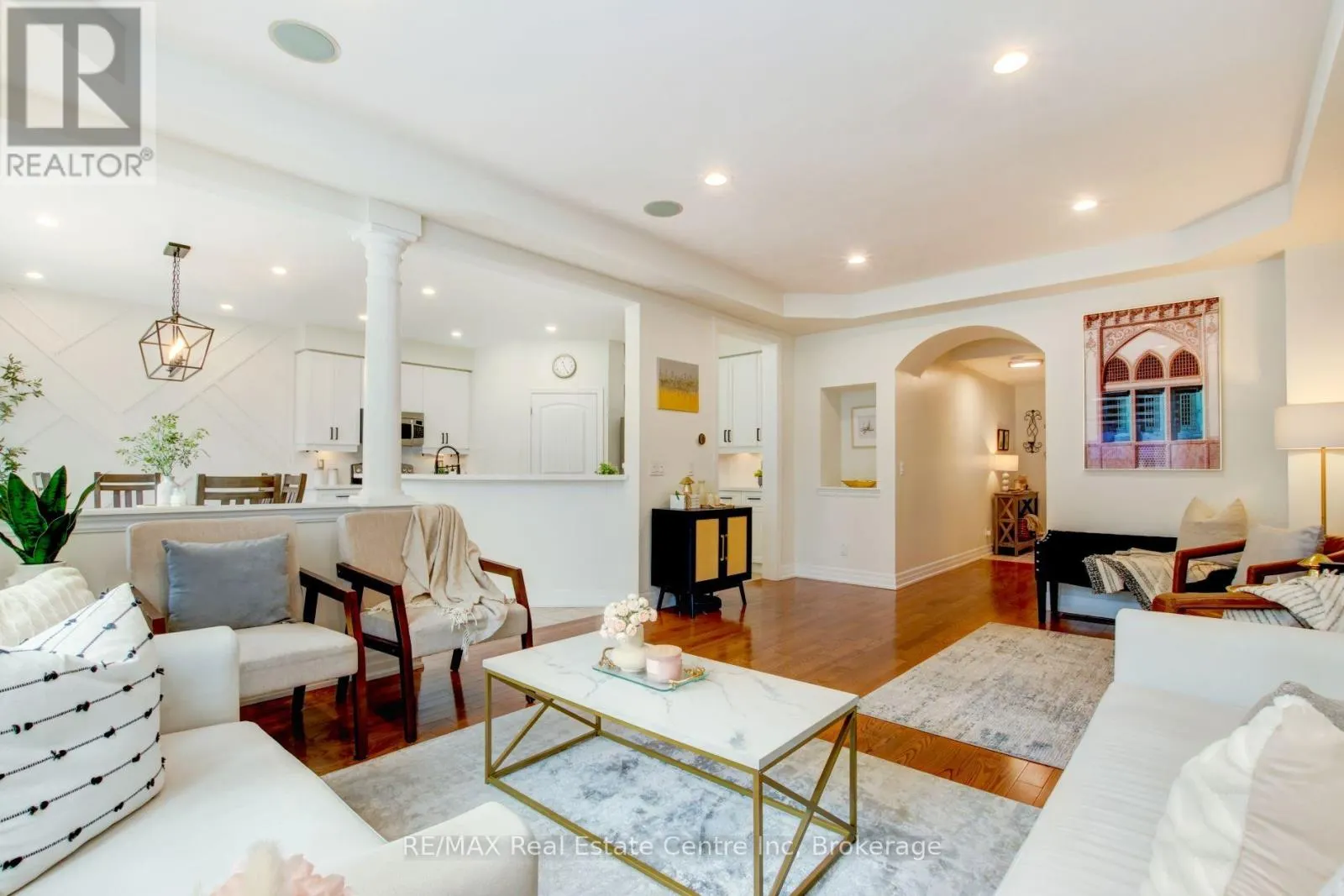 52 BARDOE CRESCENT