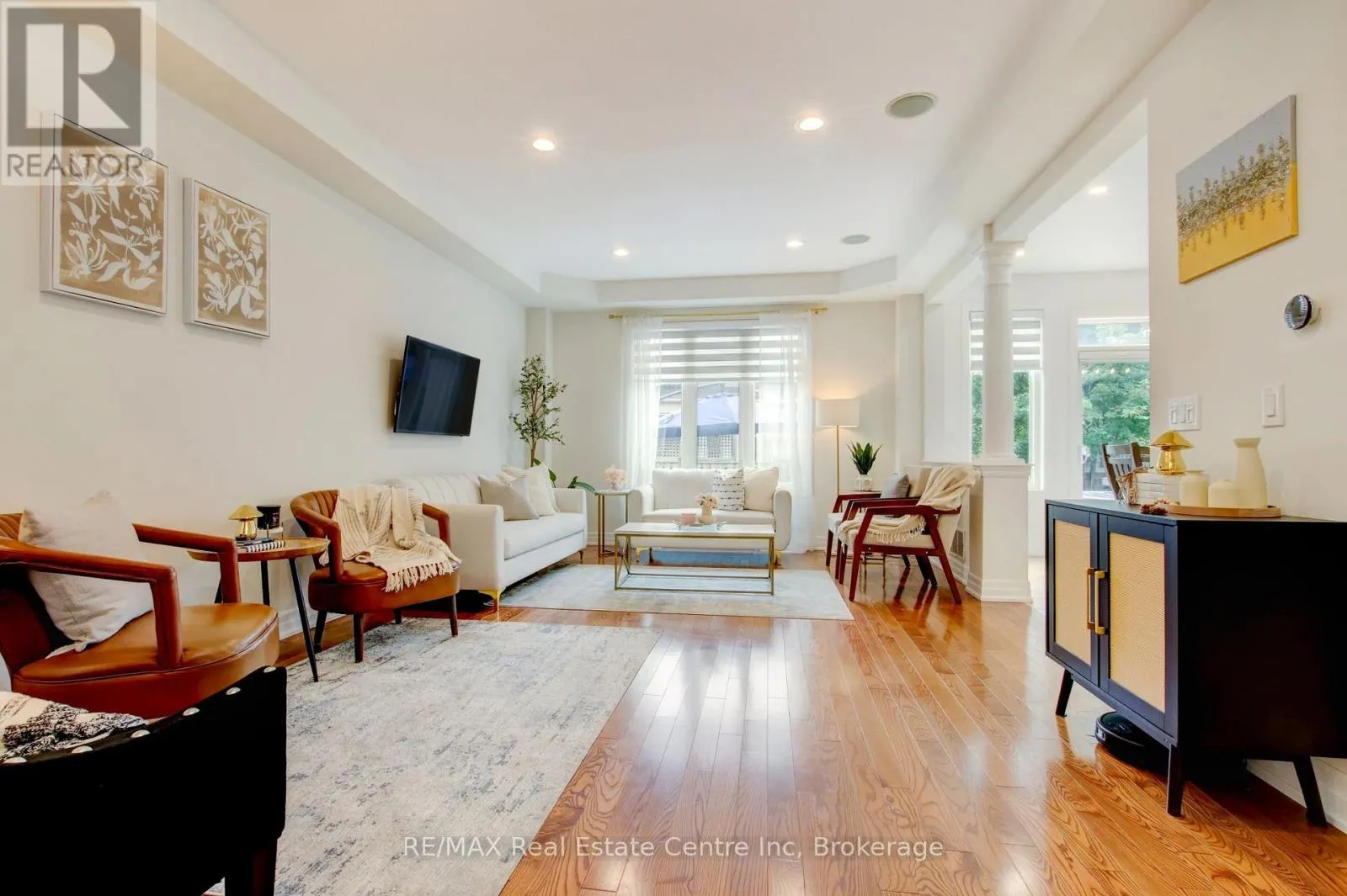 52 BARDOE CRESCENT