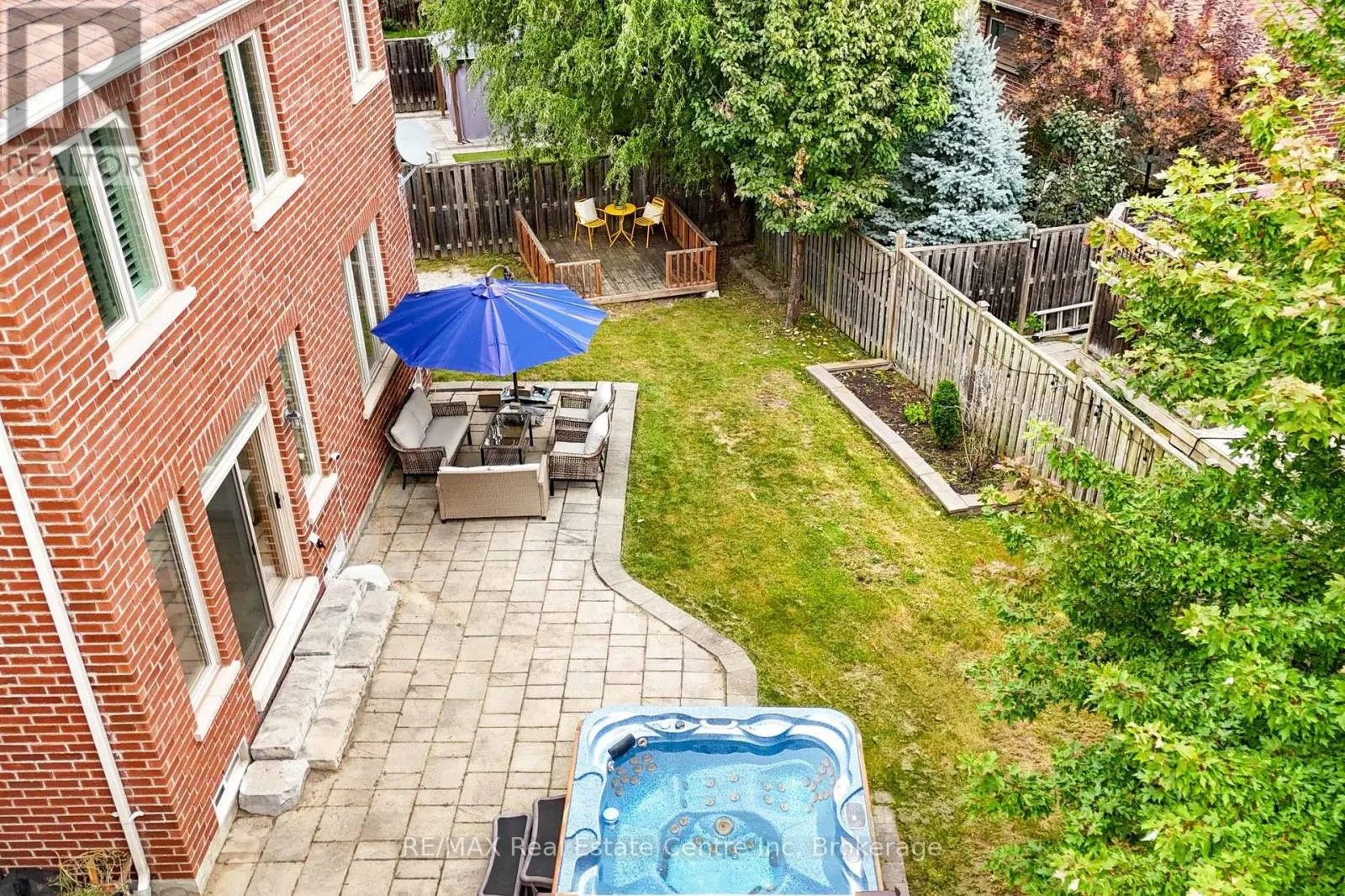 52 BARDOE CRESCENT