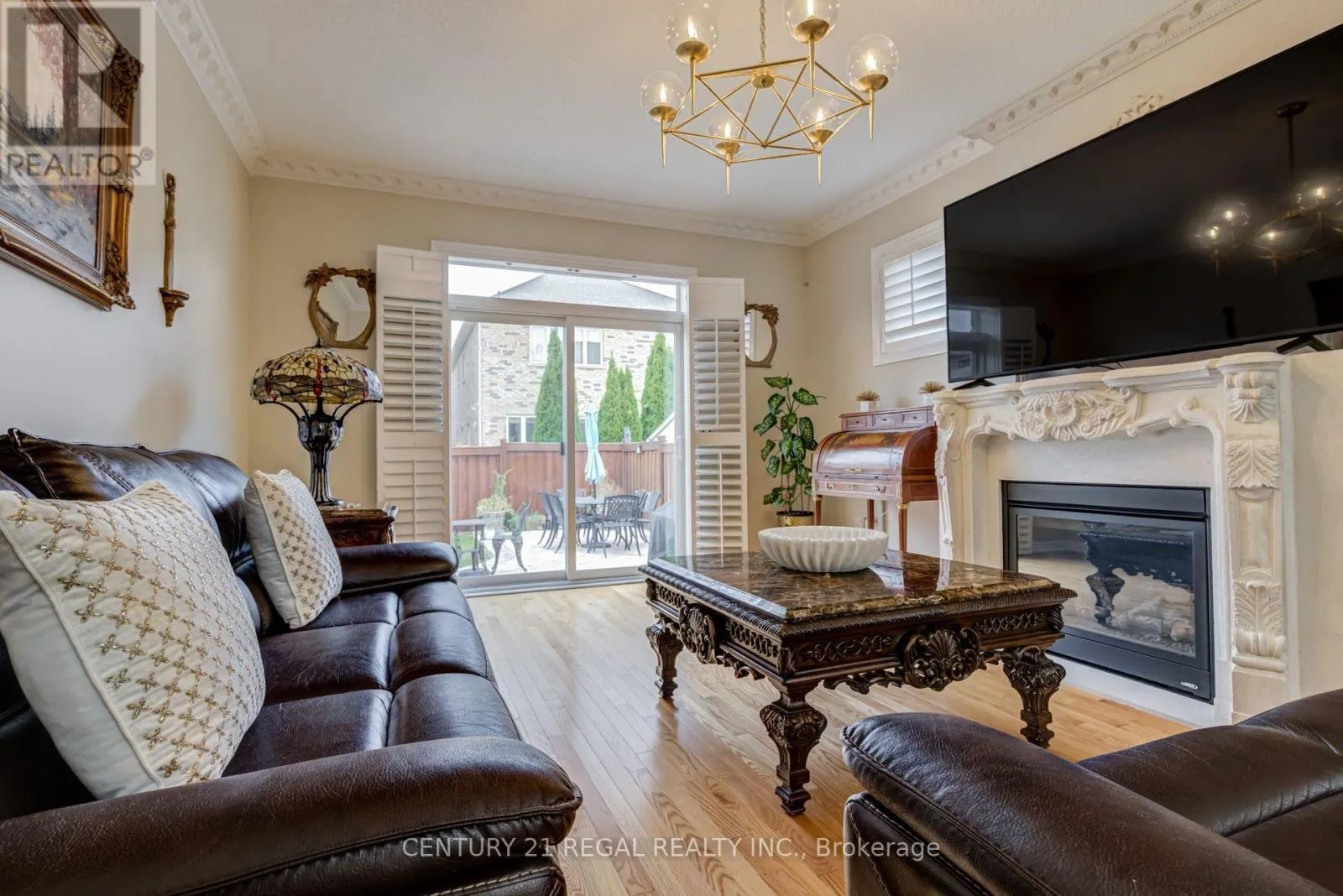 66 MCECHEARN CRESCENT