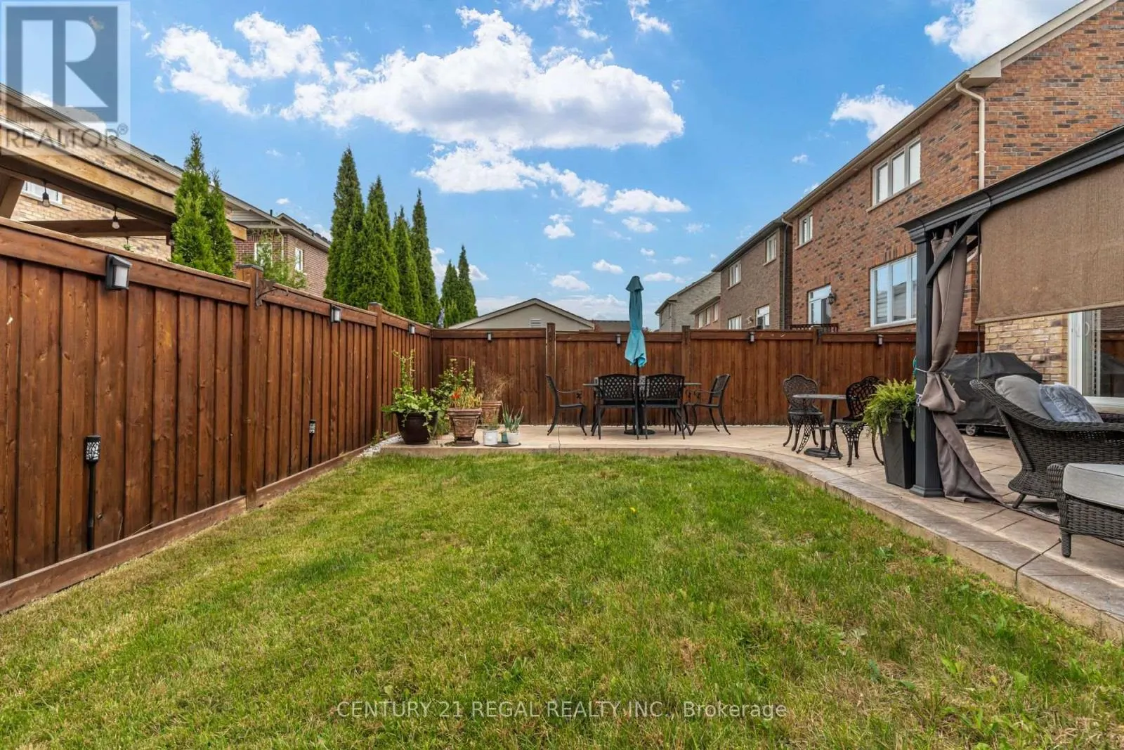 66 MCECHEARN CRESCENT