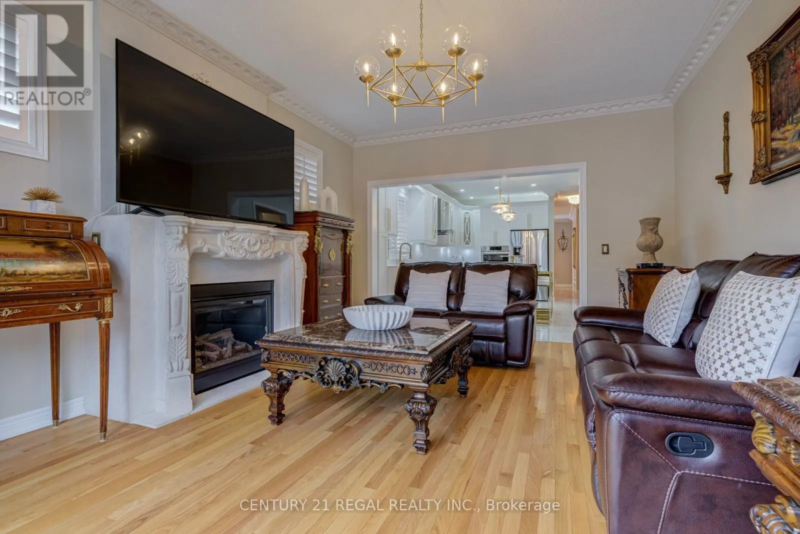 66 MCECHEARN CRESCENT