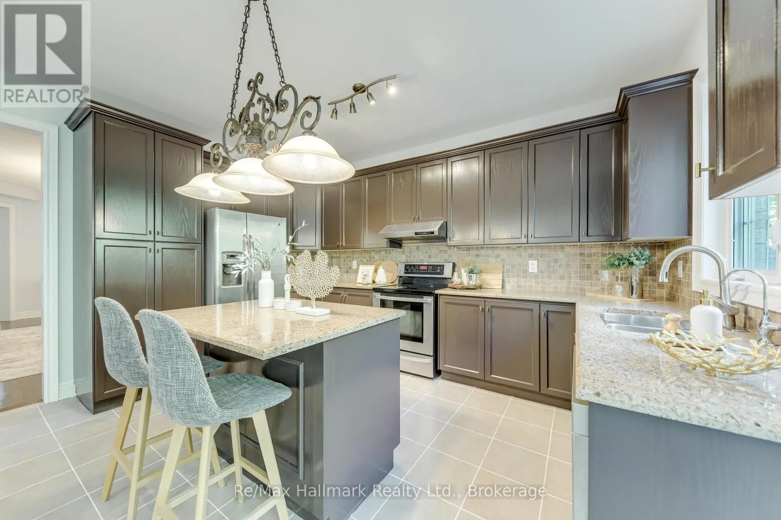 2241 ADIRONDAK TRAIL