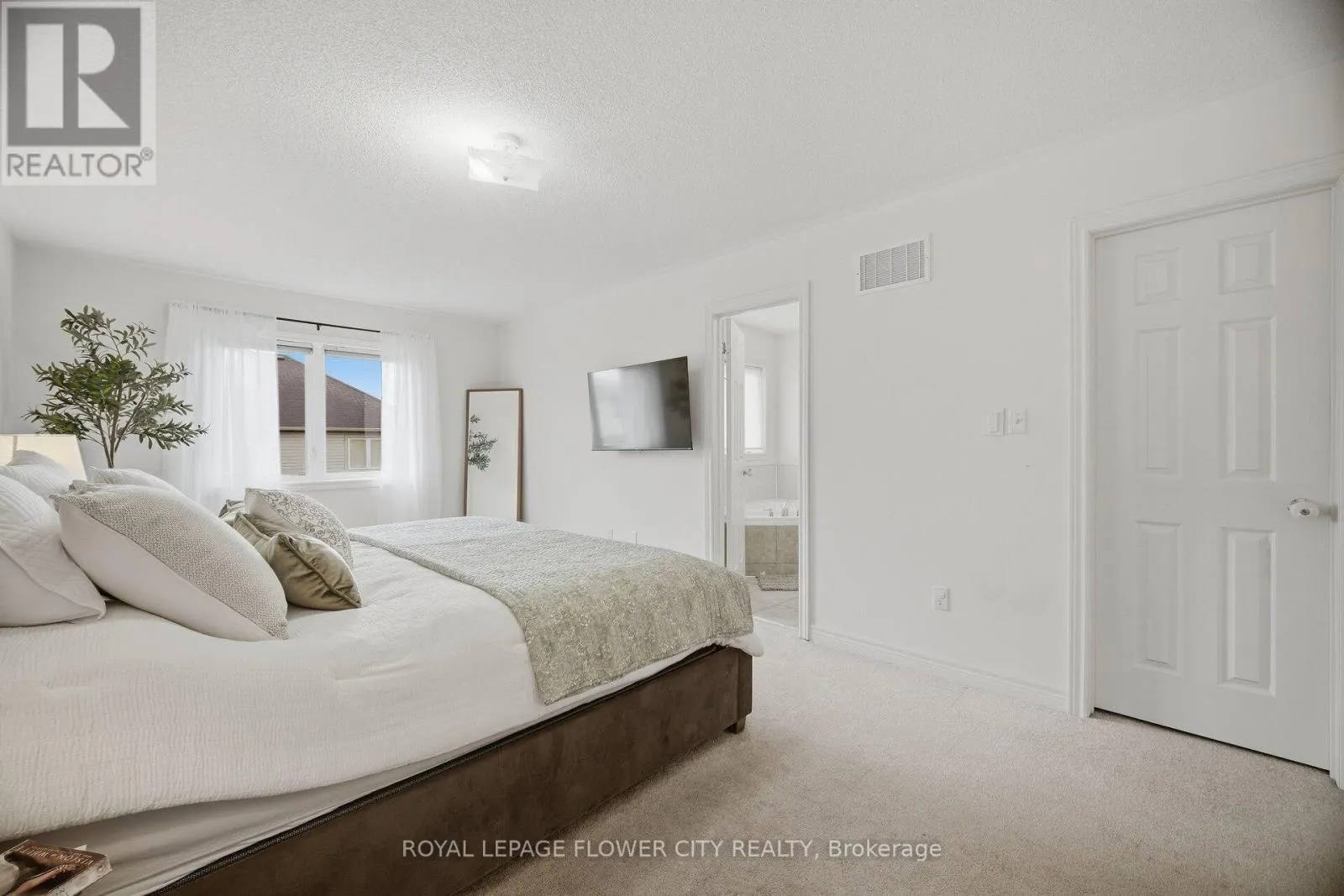 381 CEDRIC TERRACE