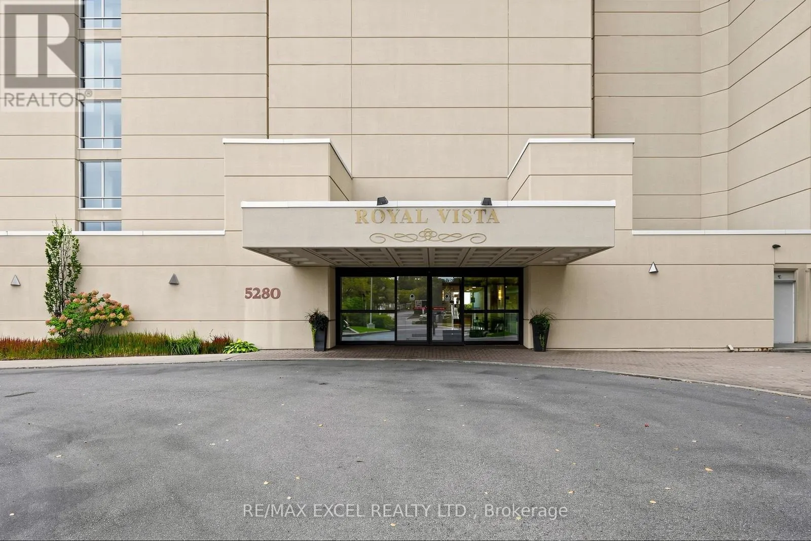 607 - 5280 LAKESHORE ROAD