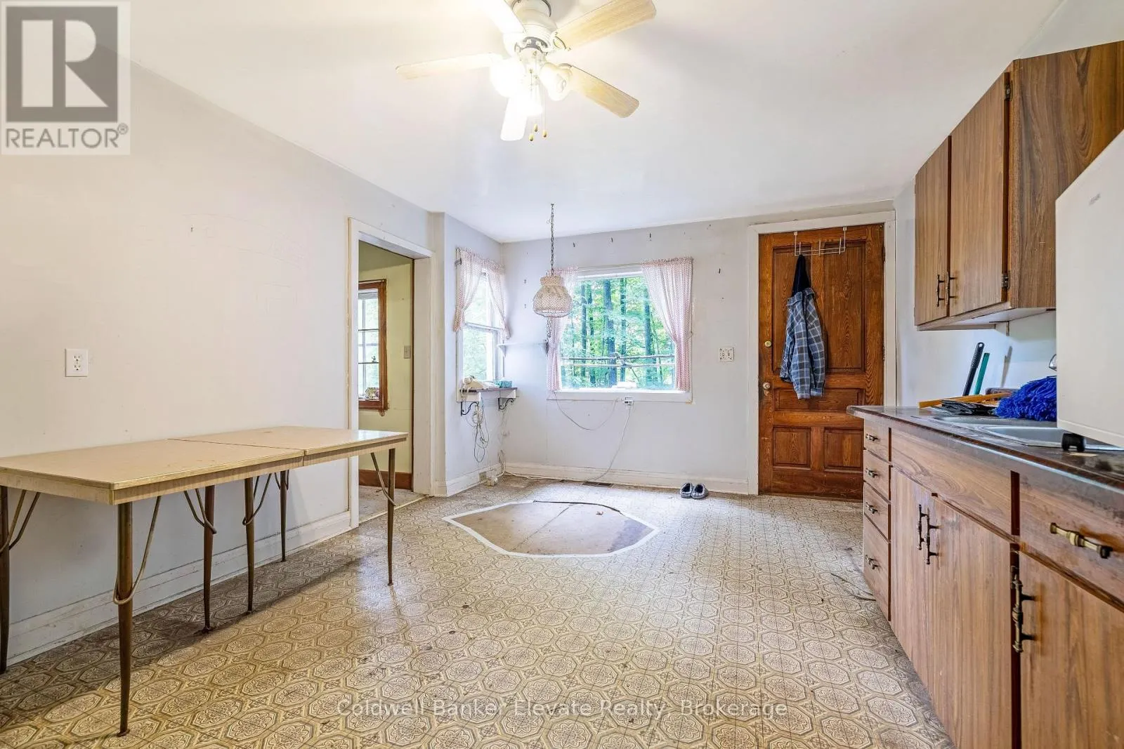 2529 CAMPBELLVILLE ROAD