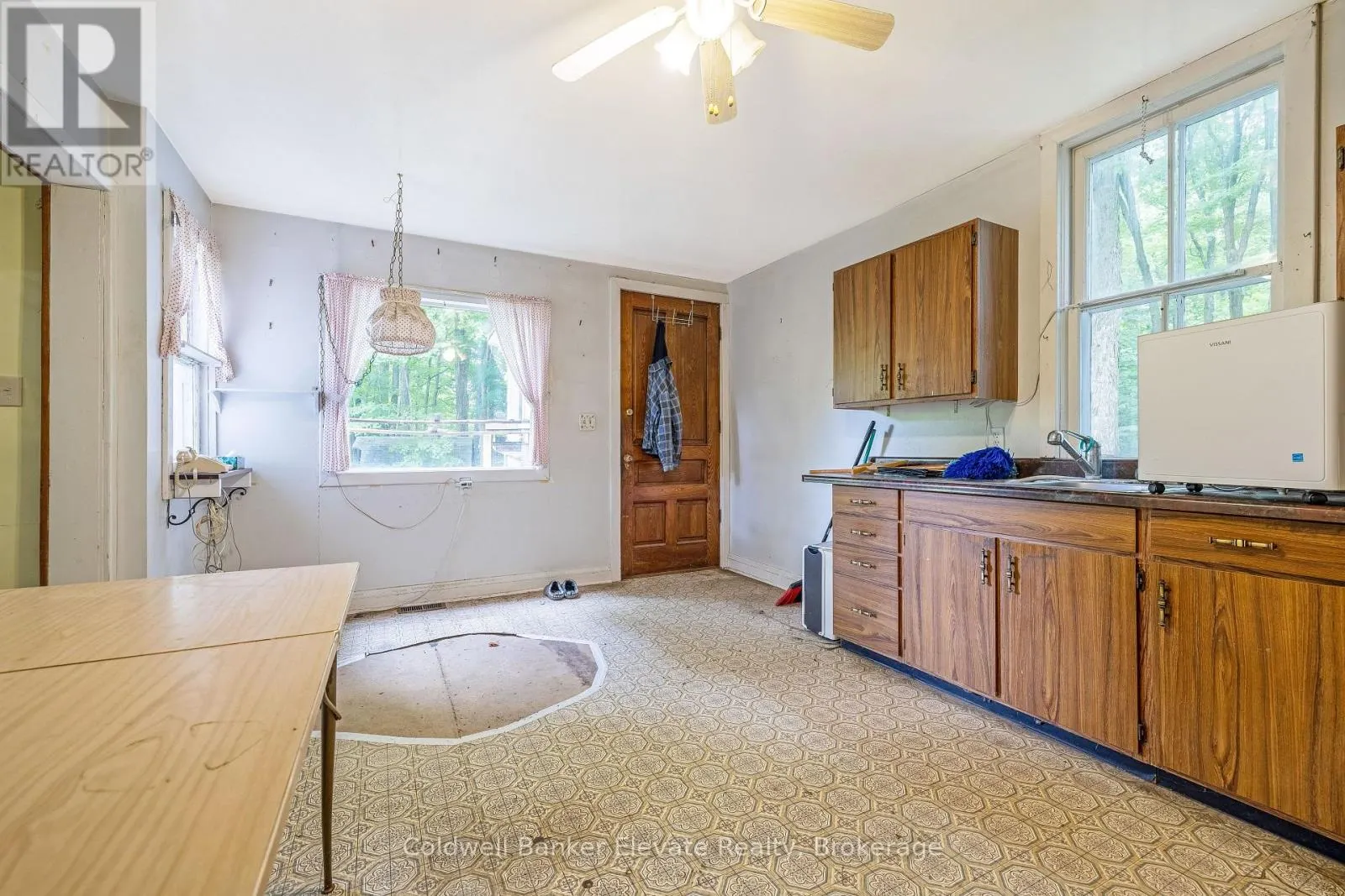 2529 CAMPBELLVILLE ROAD