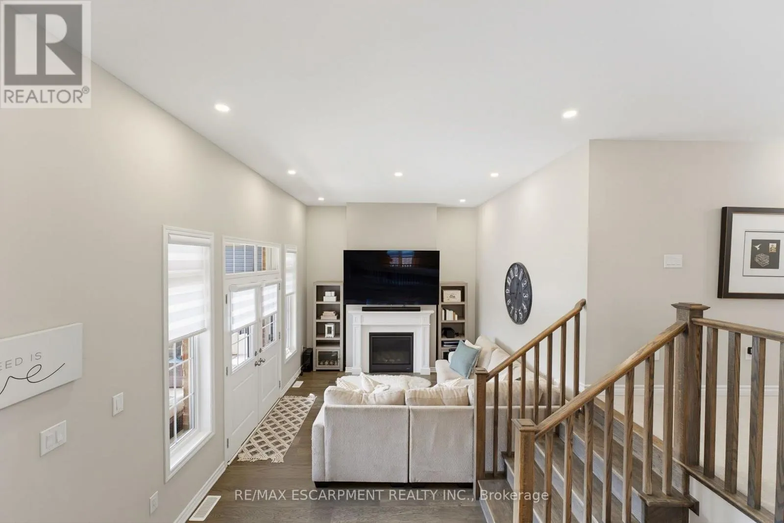 624 BOYD LANE