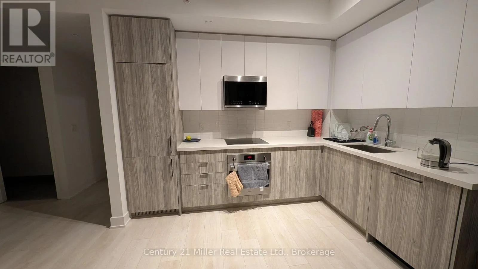 2204 - 297 OAK WALK DRIVE #2204