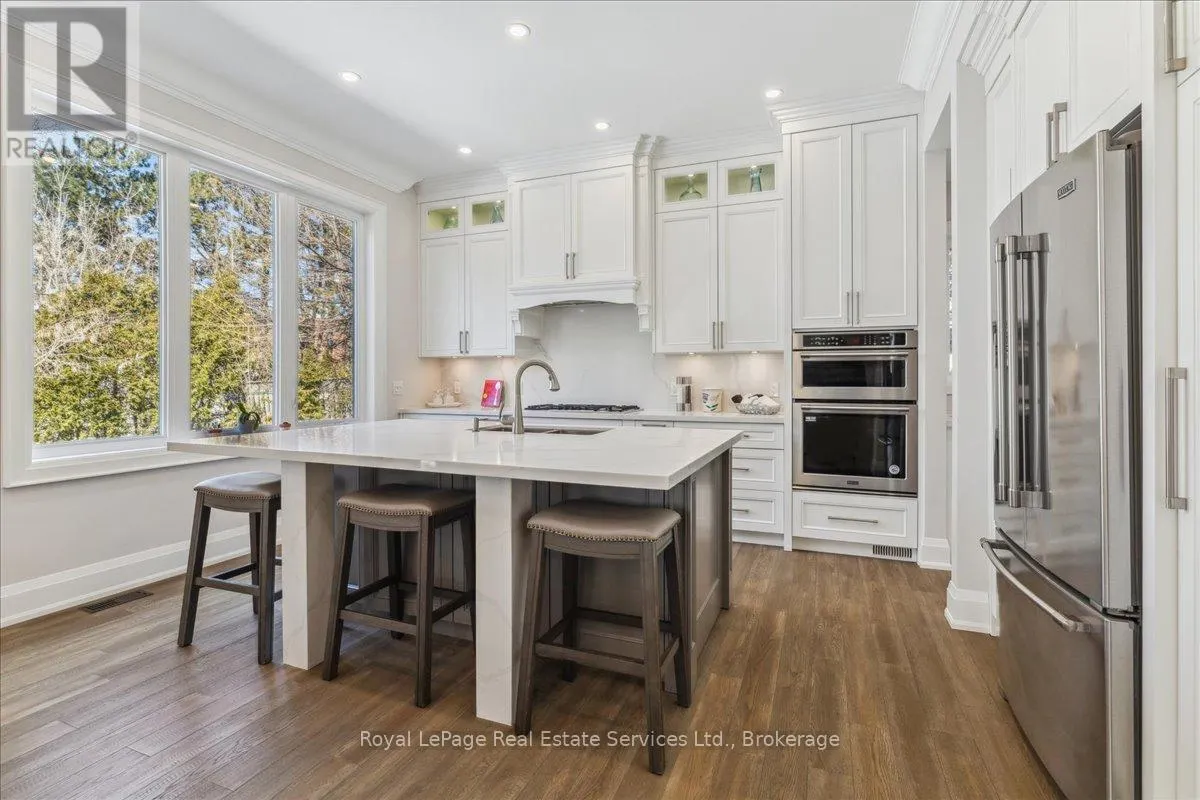 1211 PINEGROVE ROAD