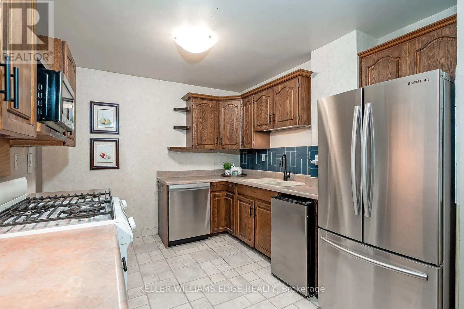2 - 473 WOODVIEW ROAD