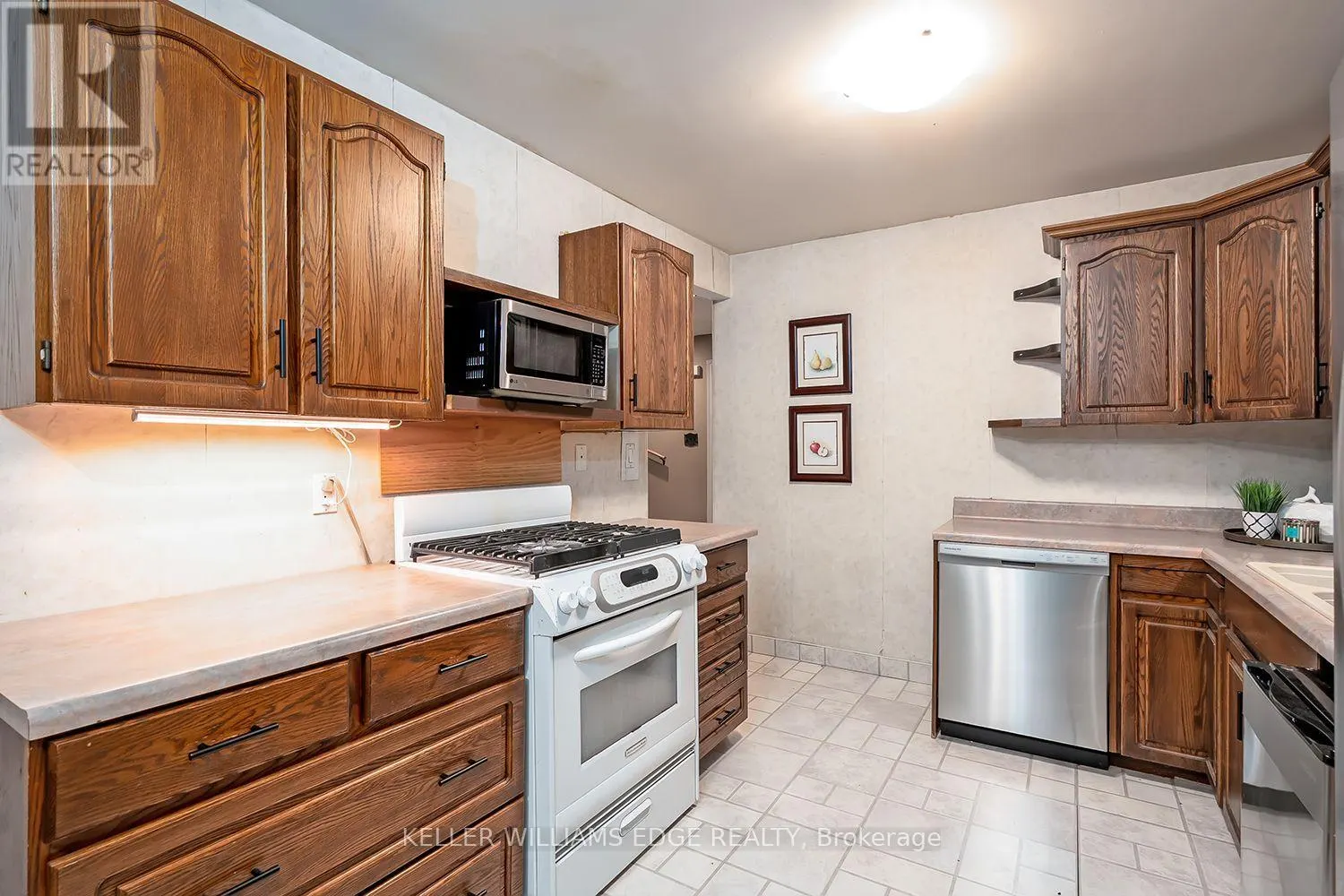 2 - 473 WOODVIEW ROAD