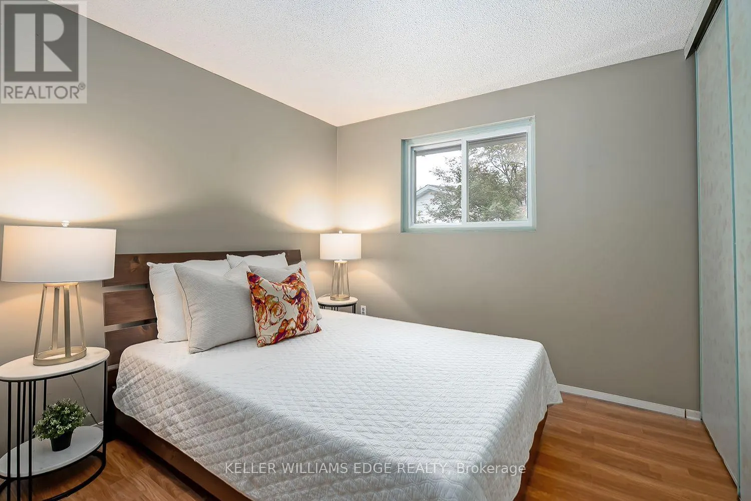 2 - 473 WOODVIEW ROAD