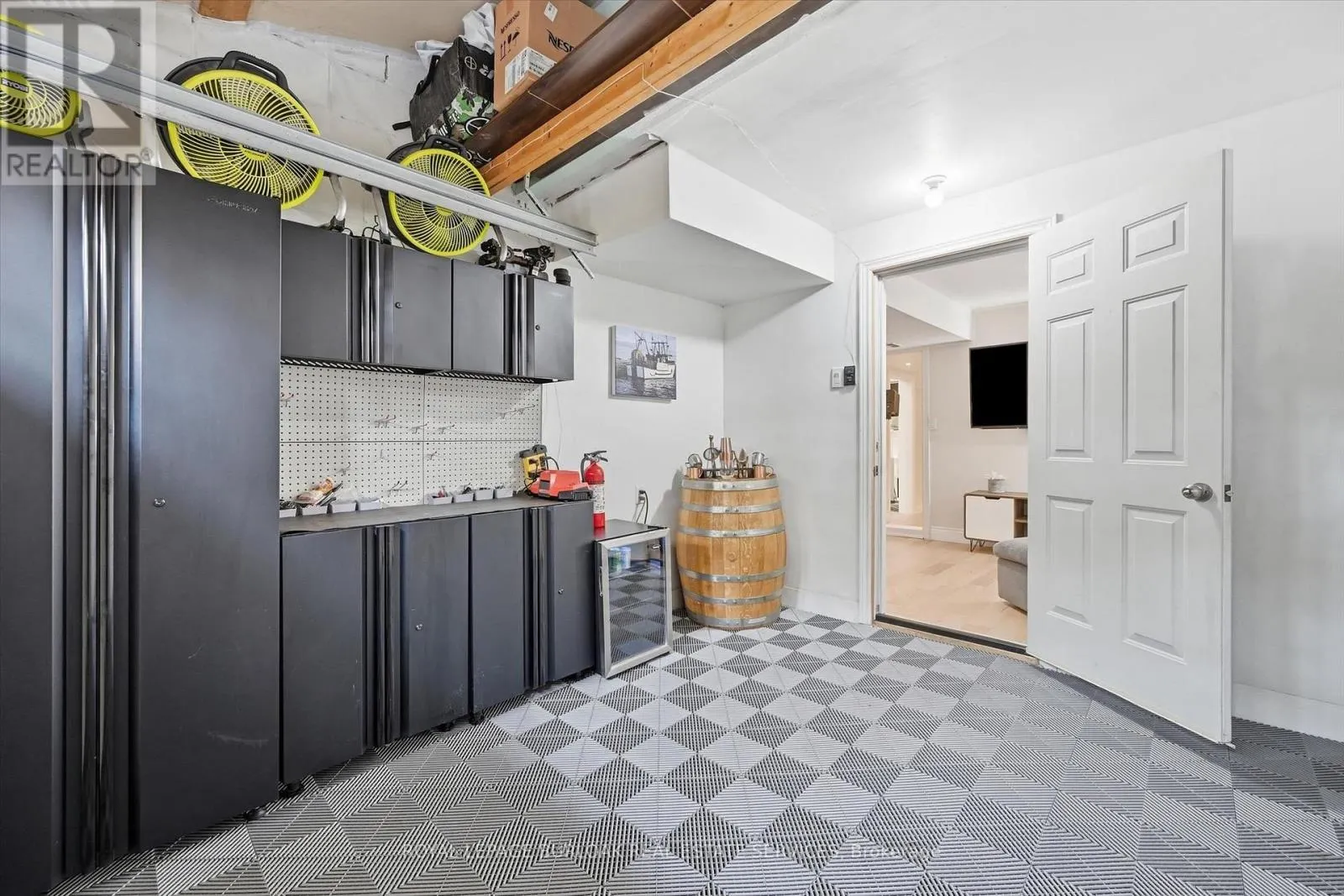 5474 SCHUELLER CRESCENT