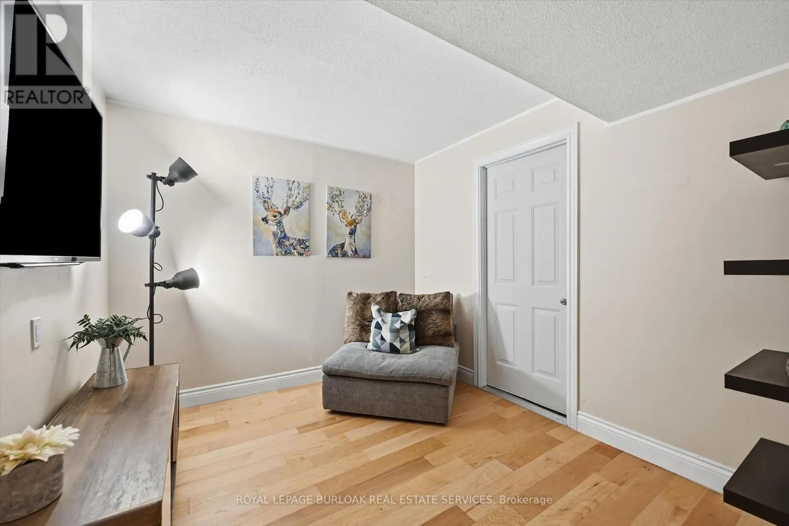 5474 SCHUELLER CRESCENT