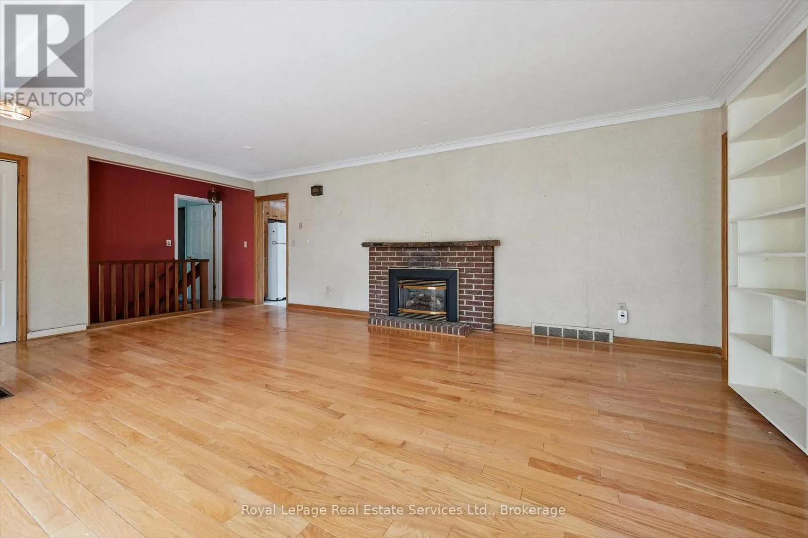 1118 MELVIN AVENUE