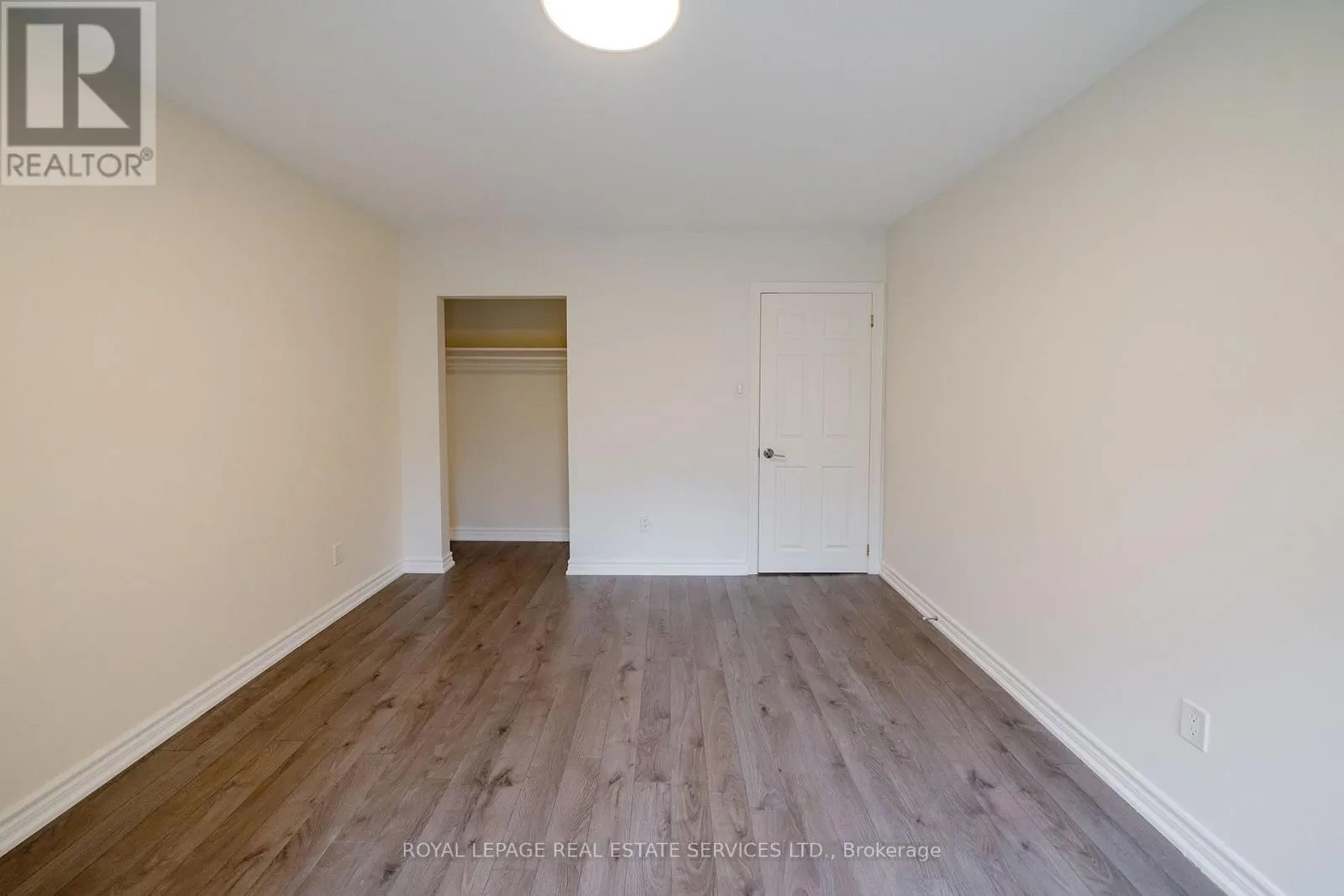 1254 NAPIER CRESCENT
