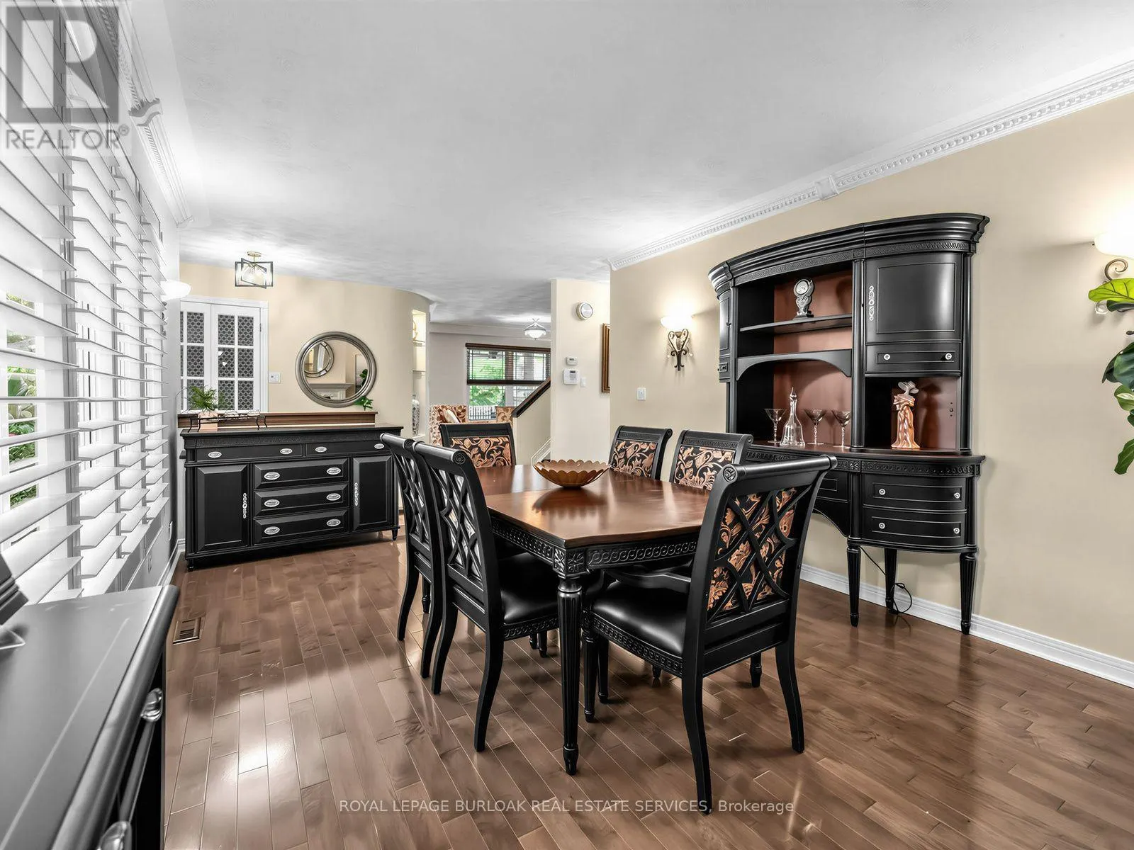 1259 NATHANIEL CRESCENT
