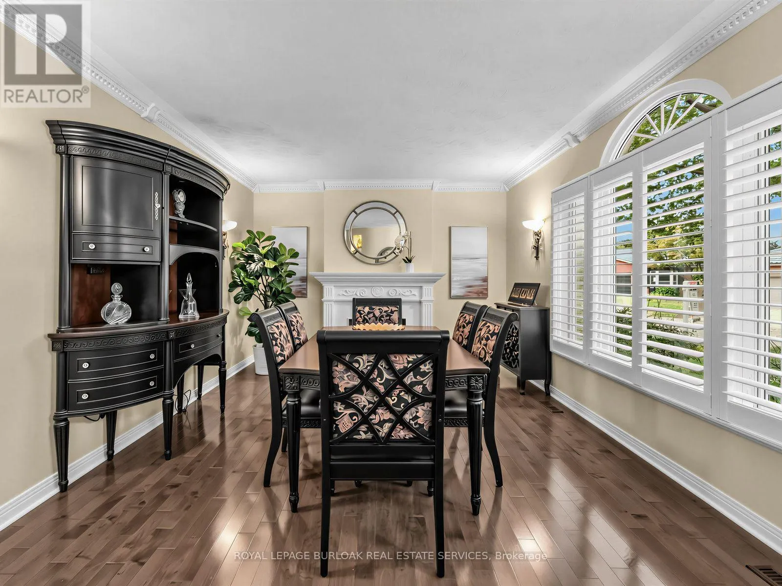 1259 NATHANIEL CRESCENT