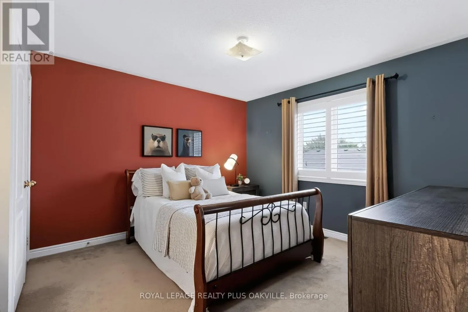 2254 DUNFOREST CRESCENT