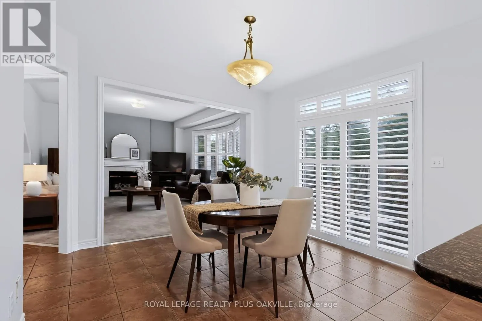 2254 DUNFOREST CRESCENT