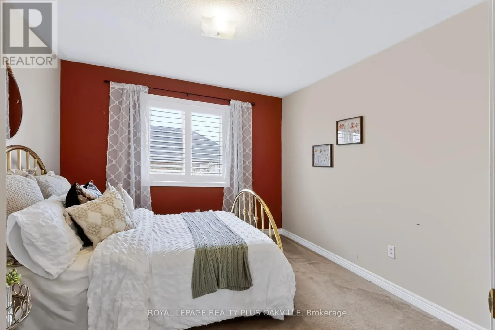 2254 DUNFOREST CRESCENT