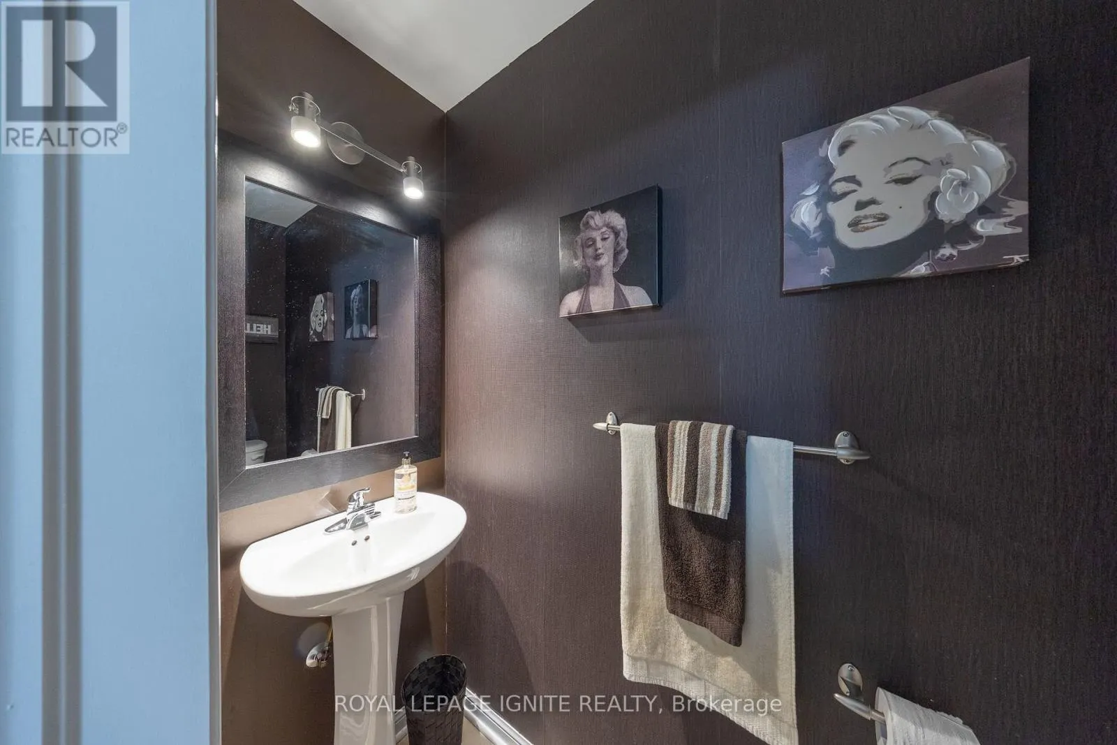 3123 STORNOWAY CIRCLE