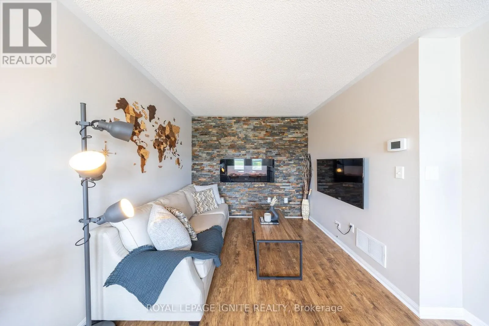 3123 STORNOWAY CIRCLE